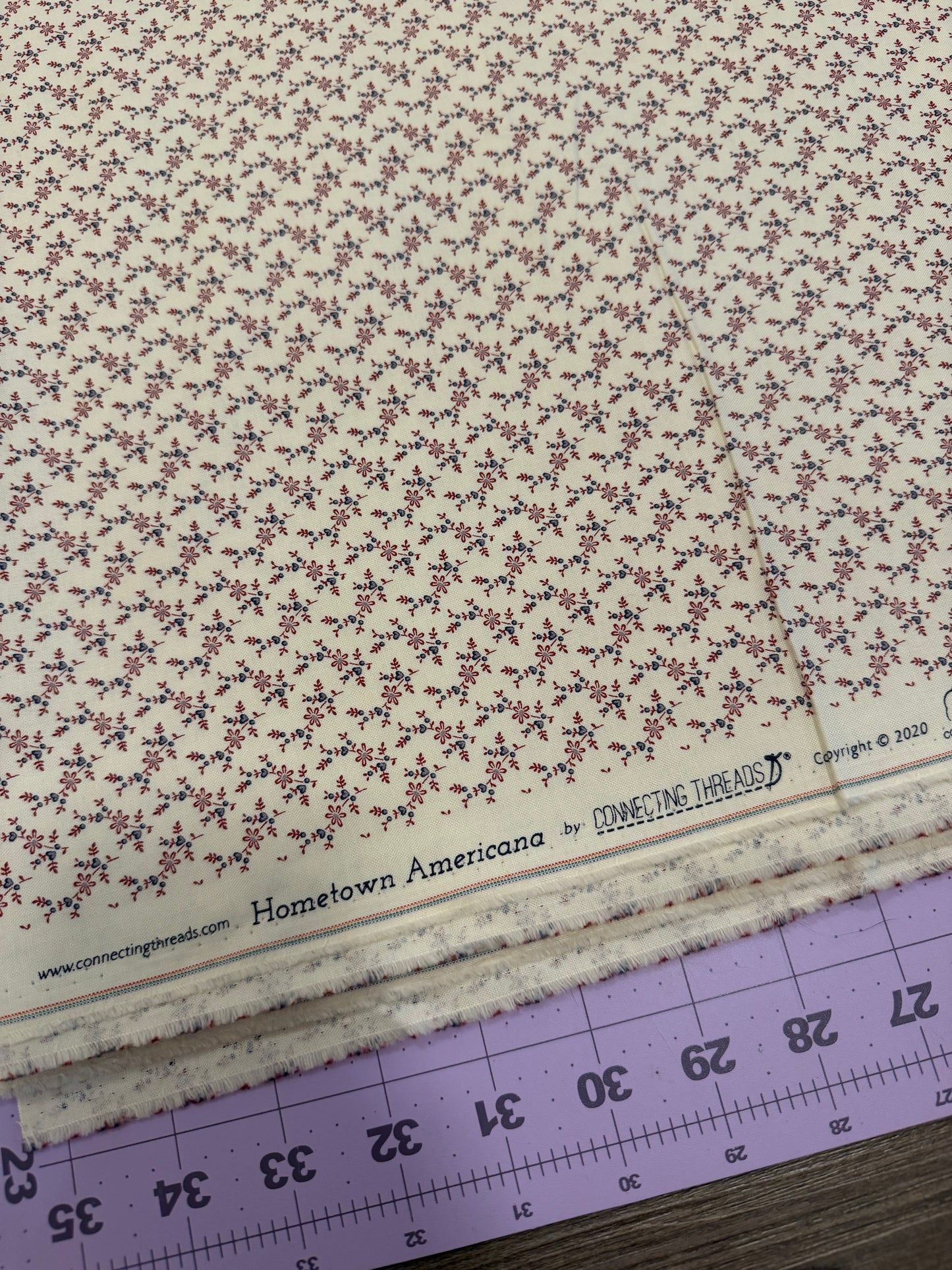 Vintage Charm Red | Marcus Fabrics | per ¼ yard