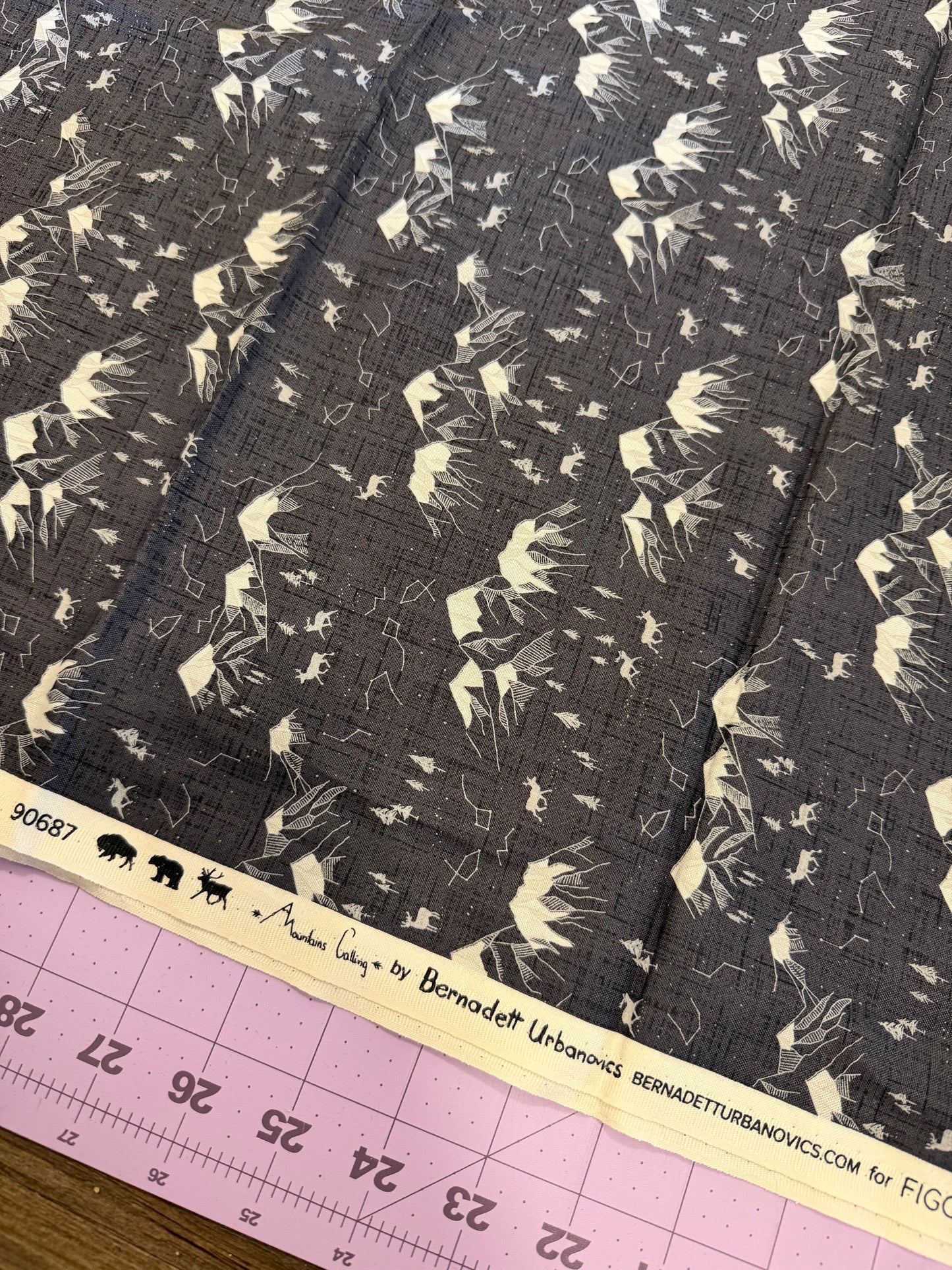 Mountains Calling | FIGO Fabrics | per ¼ yard