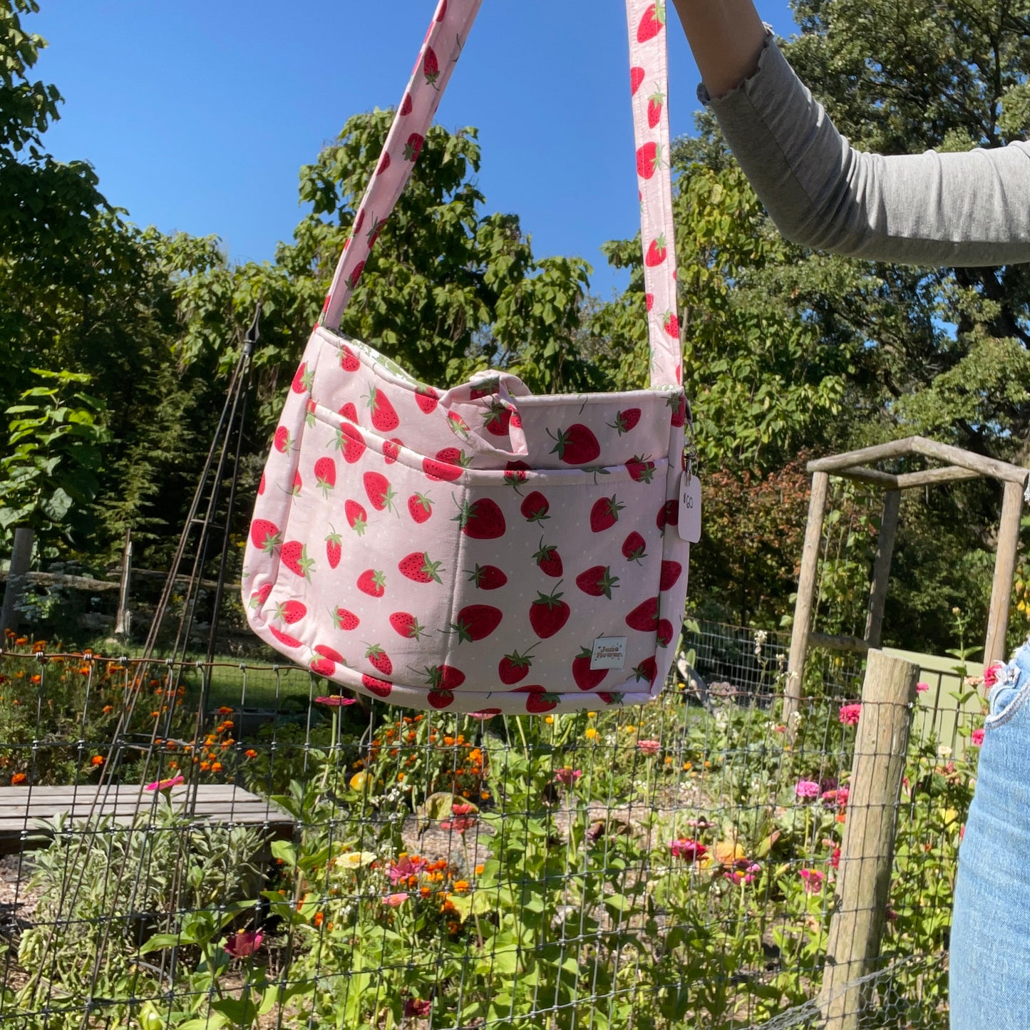 Bow bag | Pink Strawberry