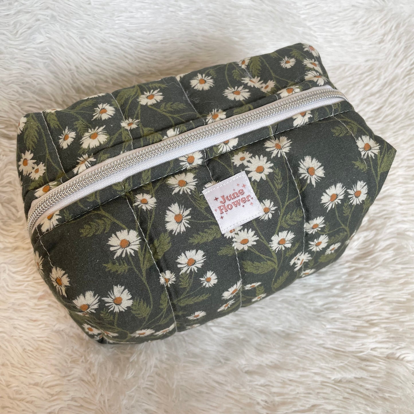 Large Makeup Bag | Daisy Meadow