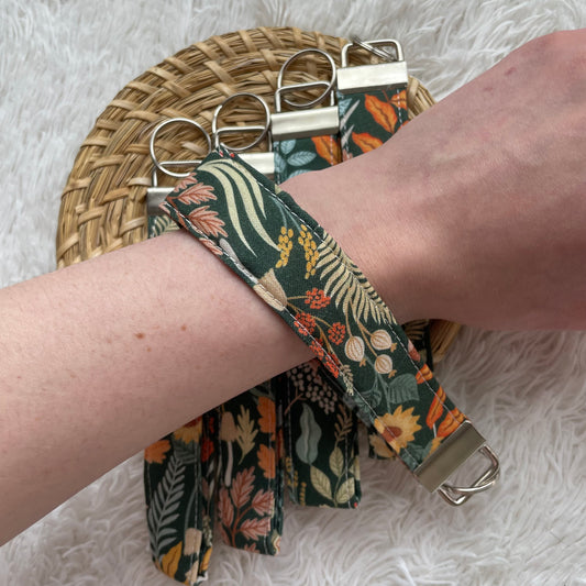 Keychain Wristlet | Forest Foliage