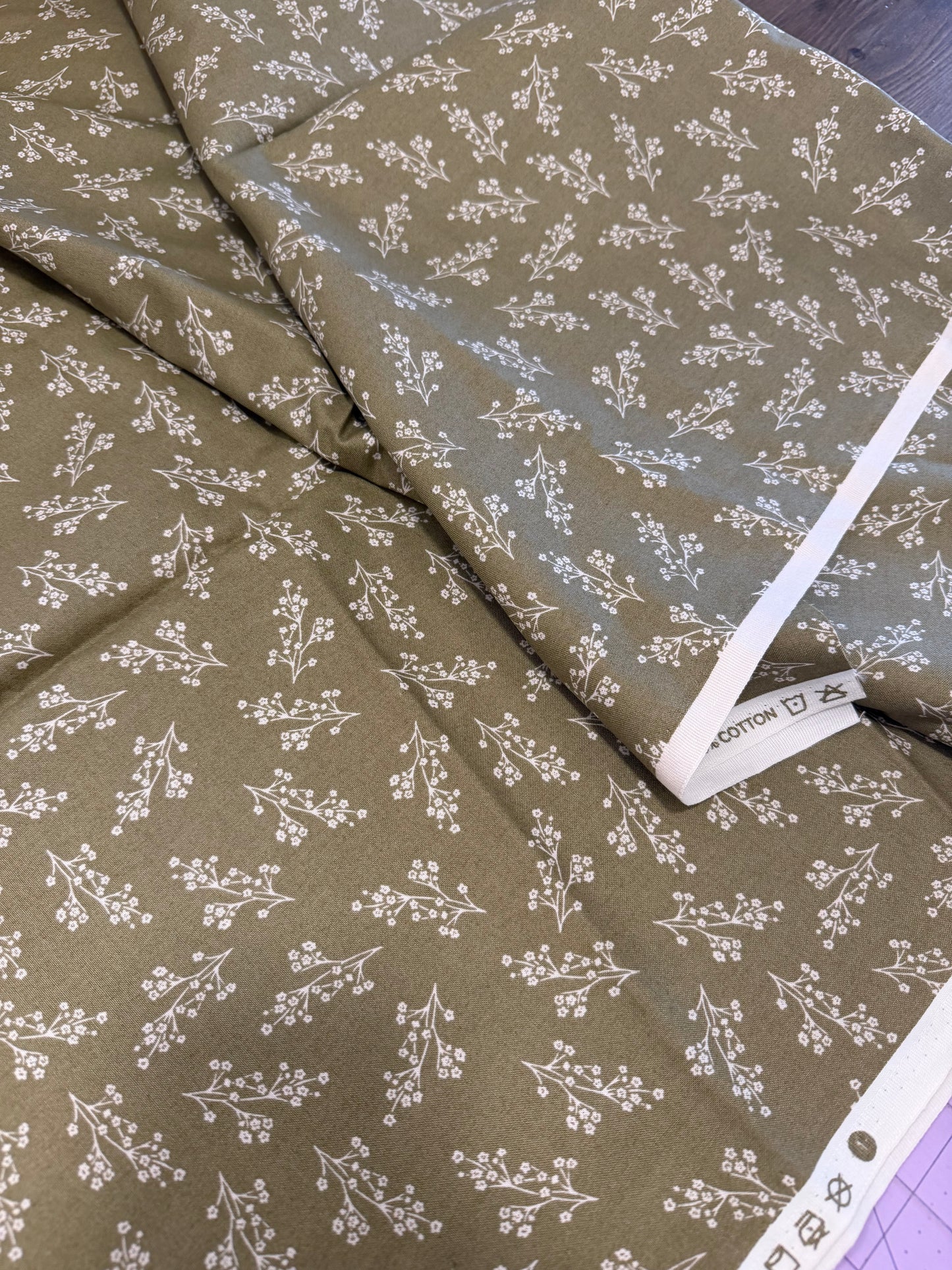 Boccaccini Meadows | FIGO Fabrics | per ¼ yard