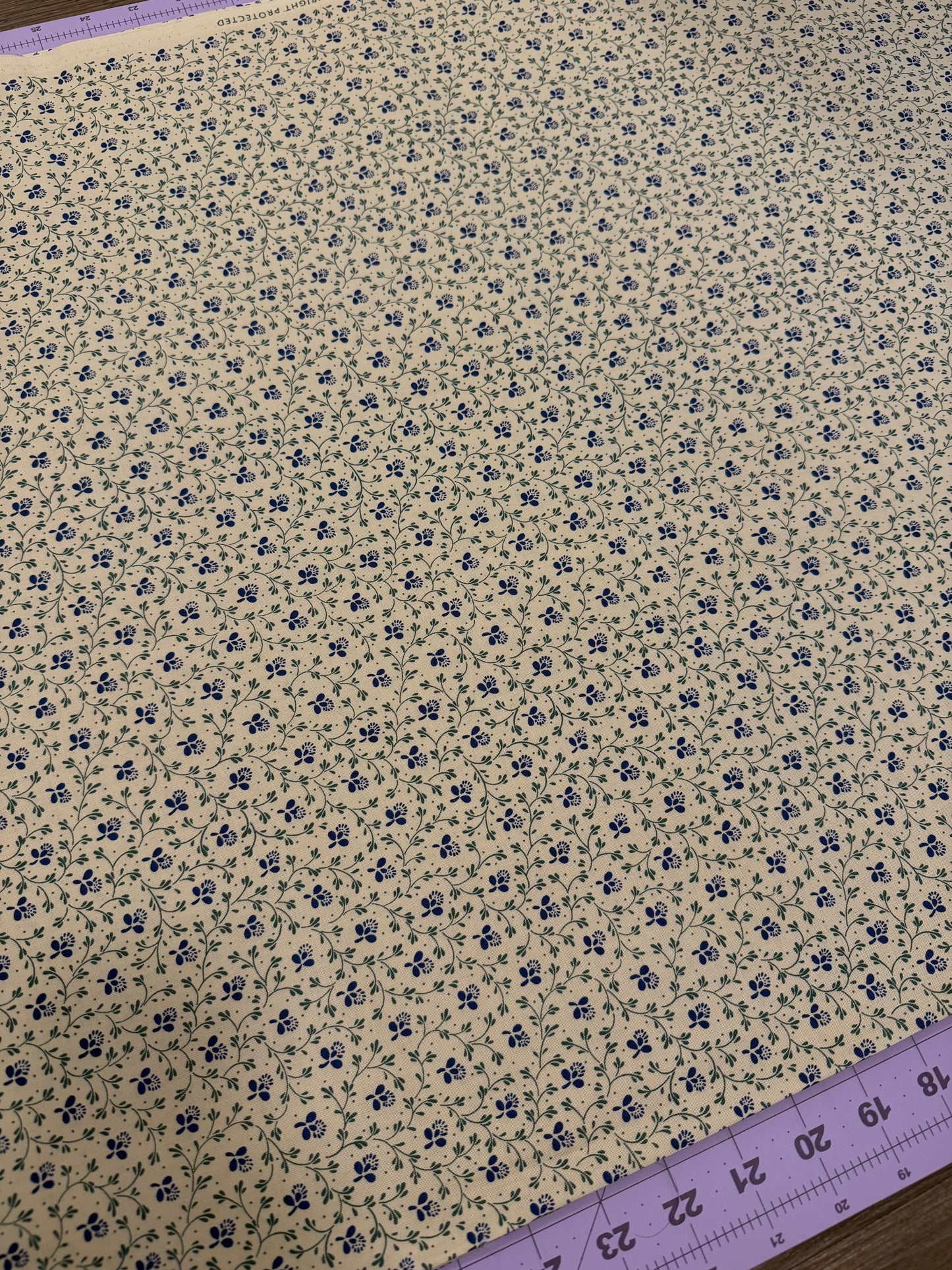 Vintage Charm | Marcus Fabrics | per ¼ yard