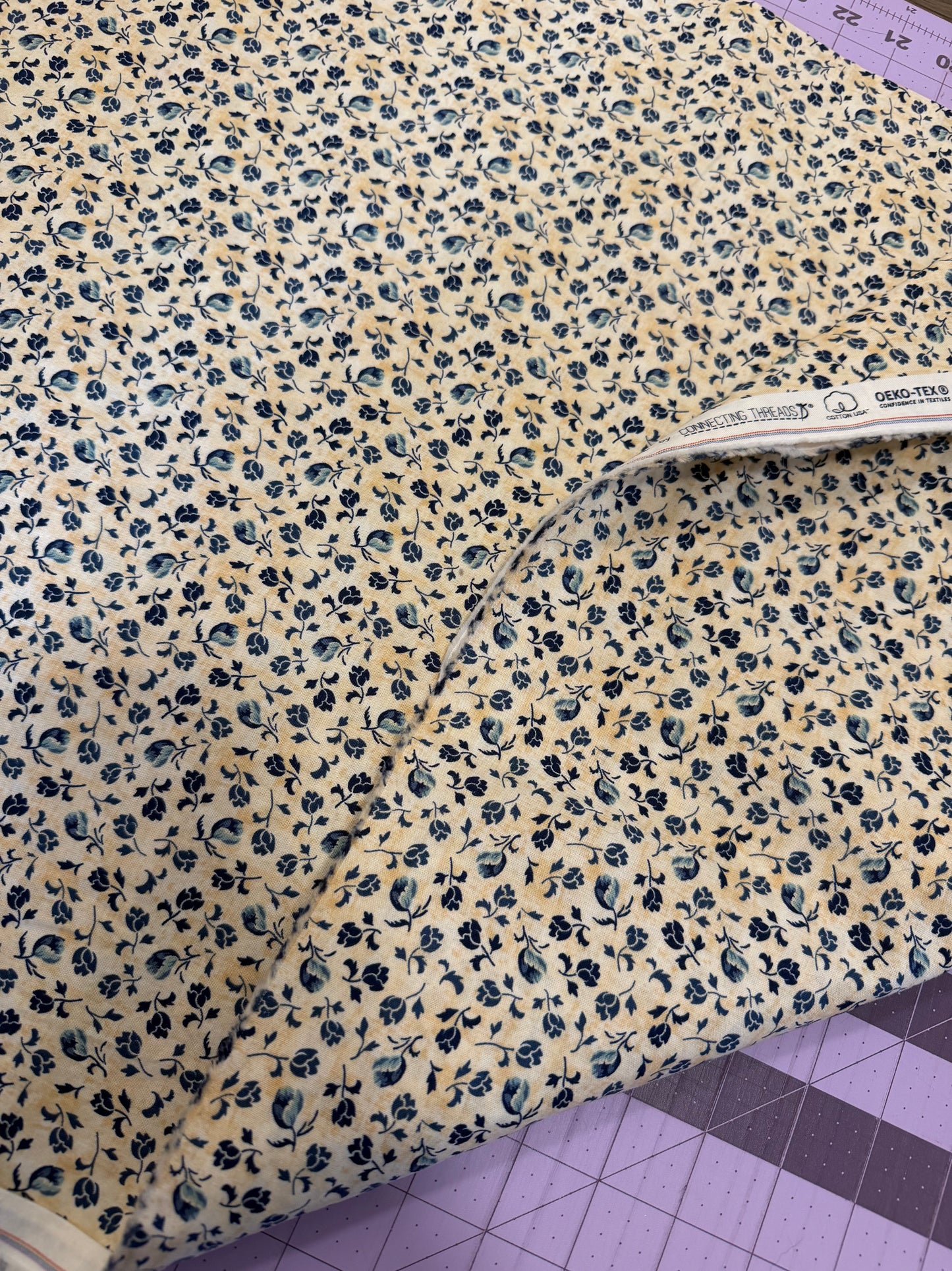 Midnight Grandeur | Connecting Threads | per ¼ yard