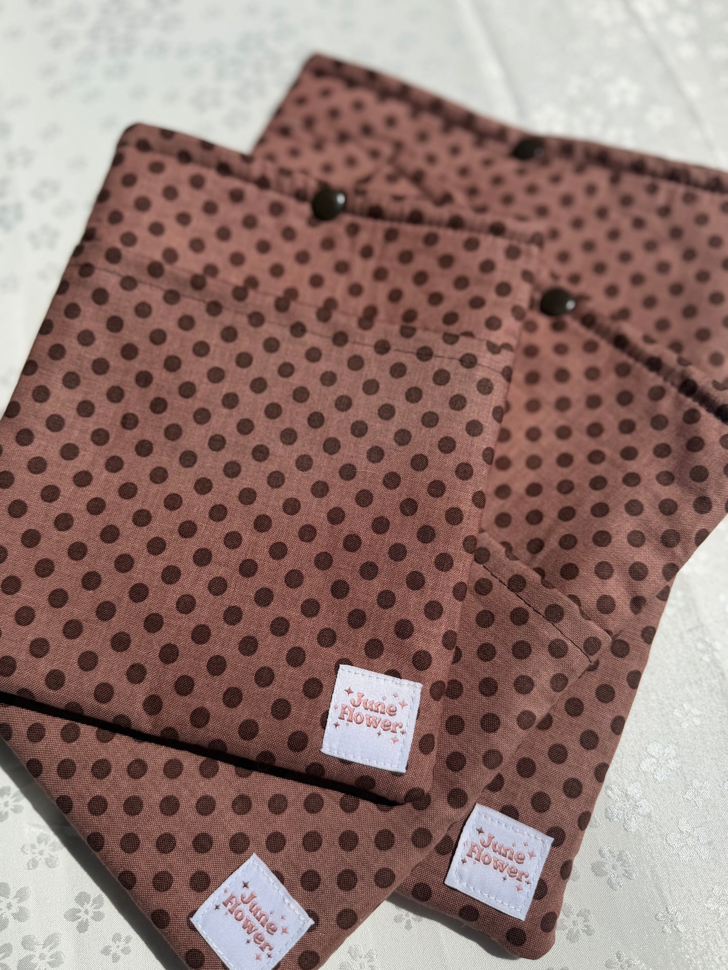 Book Sleeve | Mocha Polka