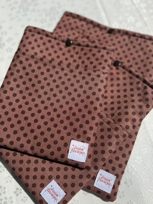 Book Sleeve | Mocha Polka
