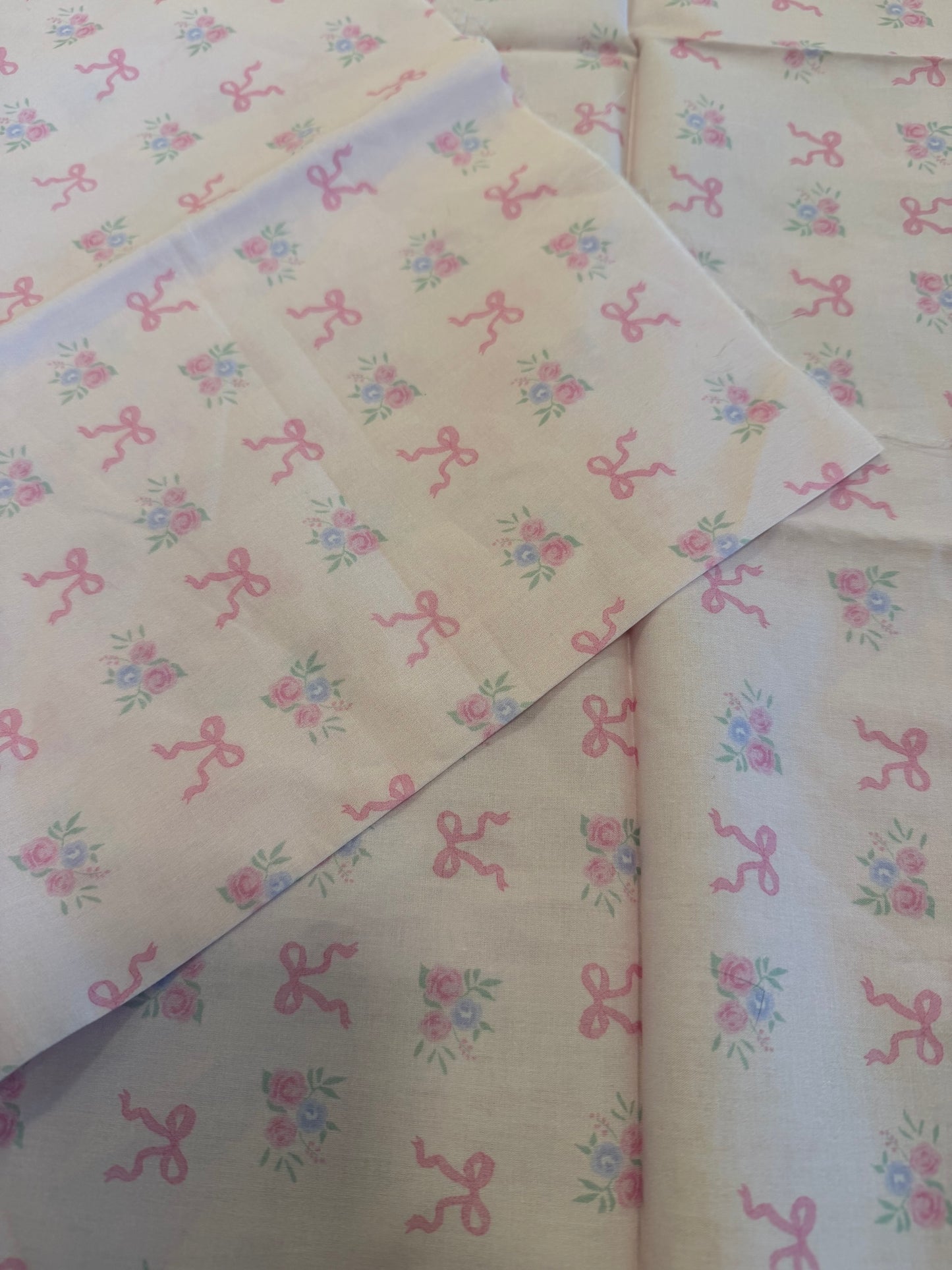 Pink Bows and Florals | Unbranded | 50 in wide | per ¼ yard