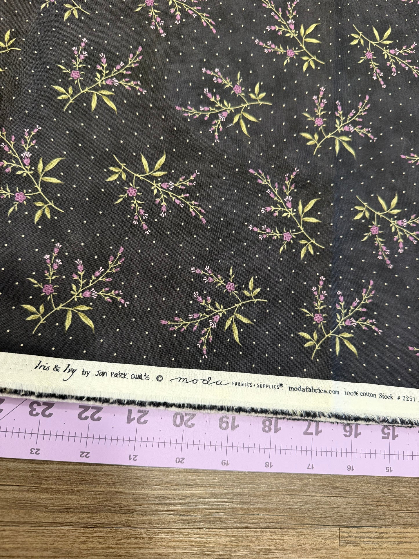 Iris and Ivy | Moda Fabrics | per ¼ yard