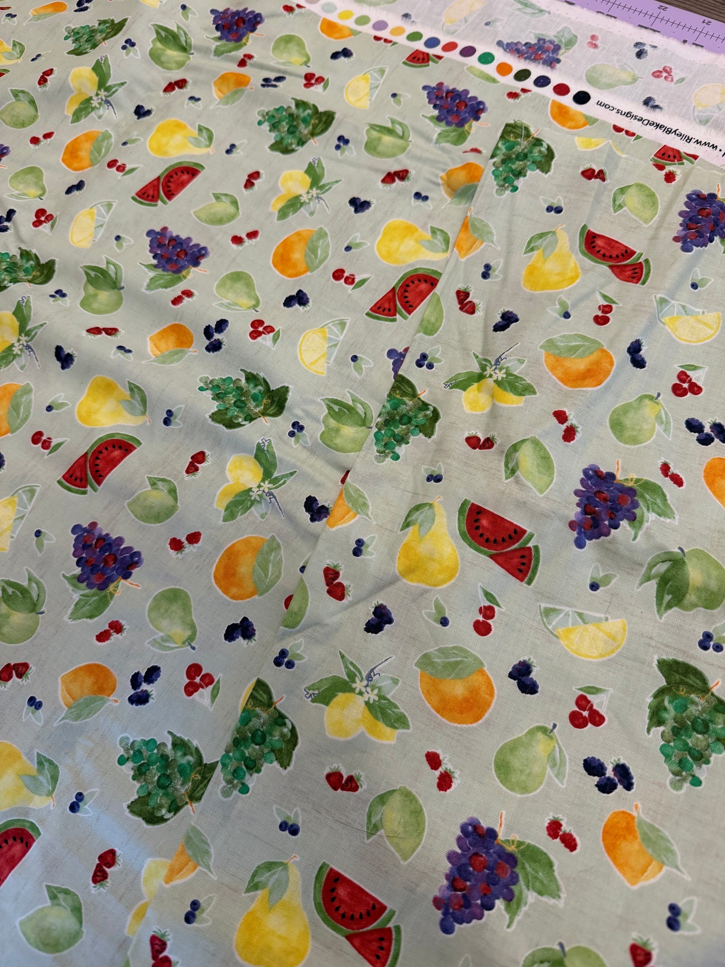 Fruit | Riley Blake Designs | per ¼ yard