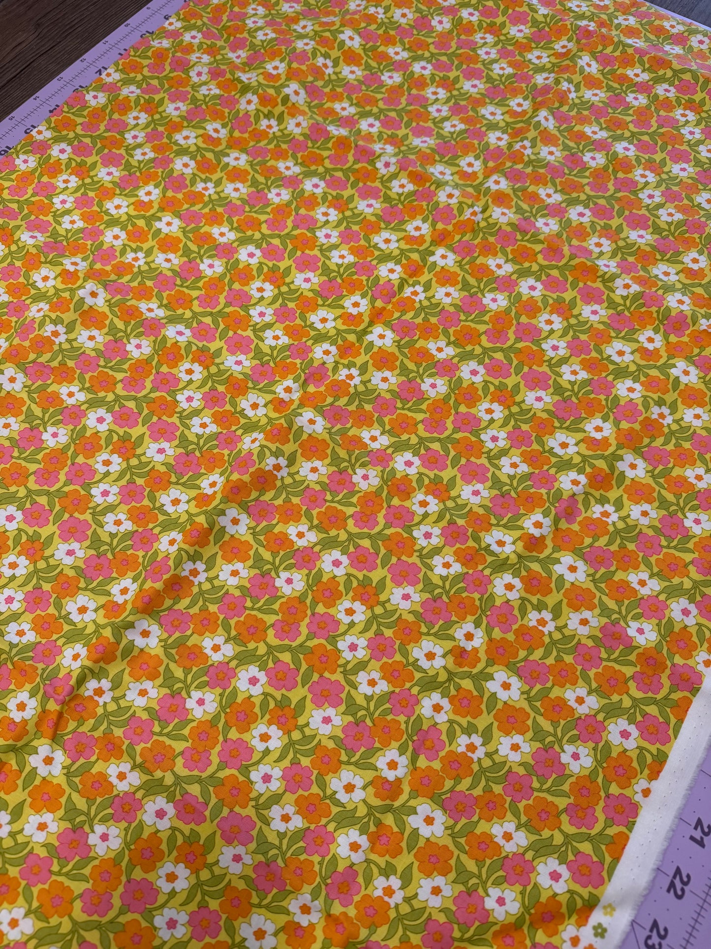 Flower Power | Moda Fabrics | Per ¼ yard