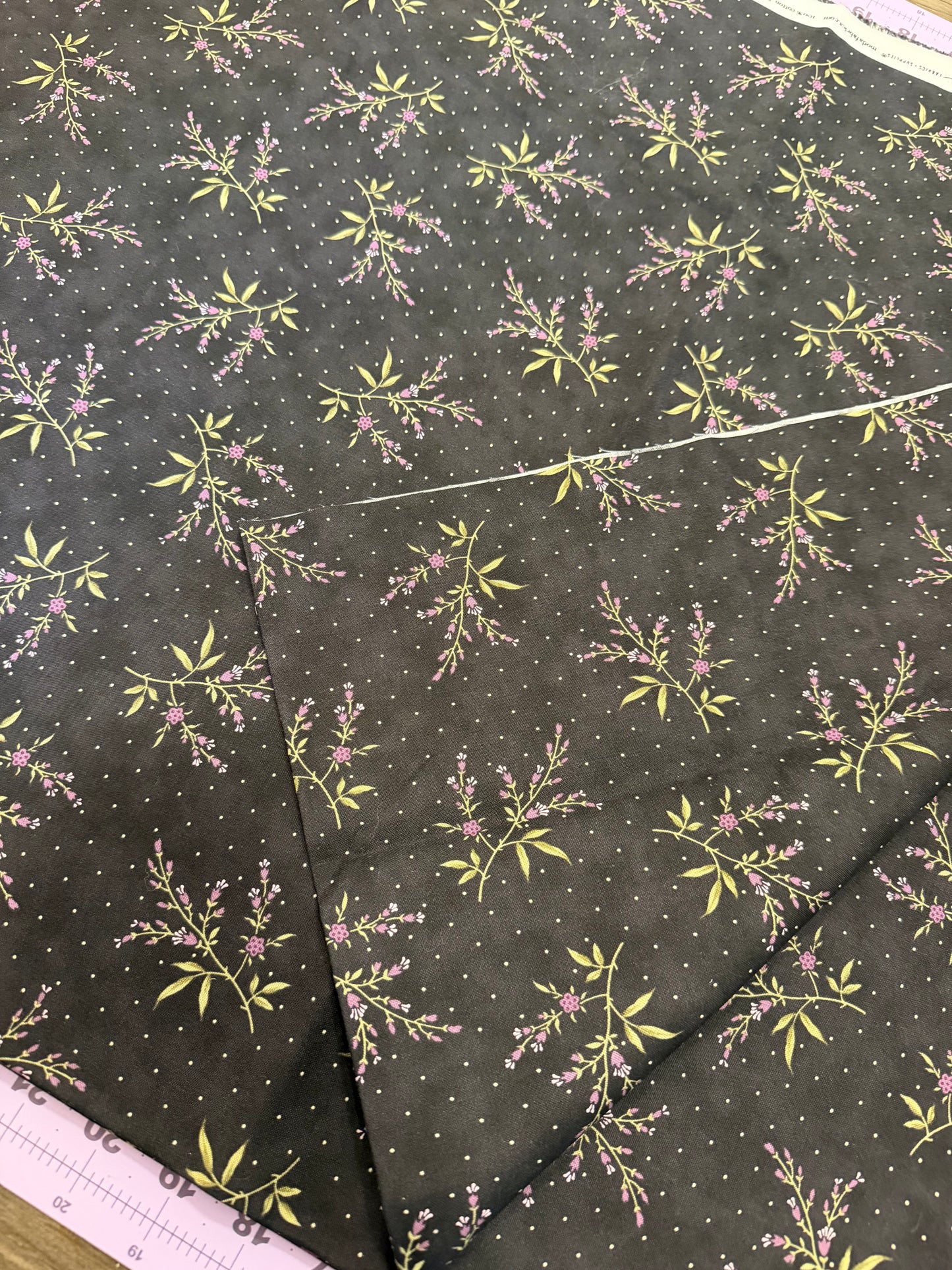 Iris and Ivy | Moda Fabrics | per ¼ yard