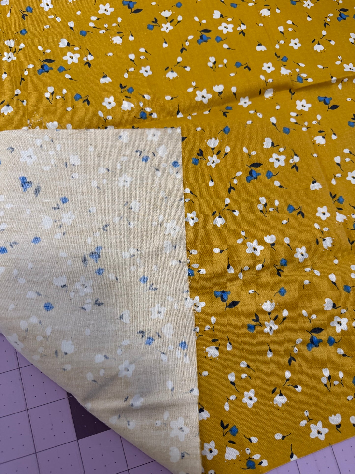 Mustard Floral | 31" x 20"