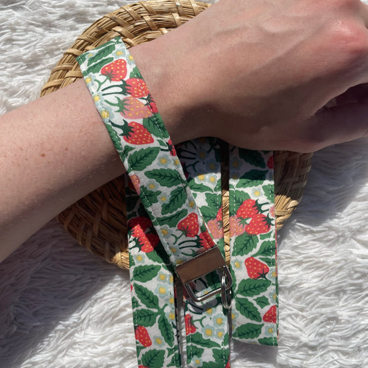 Keychain Wristlet | Strawberry Harvest