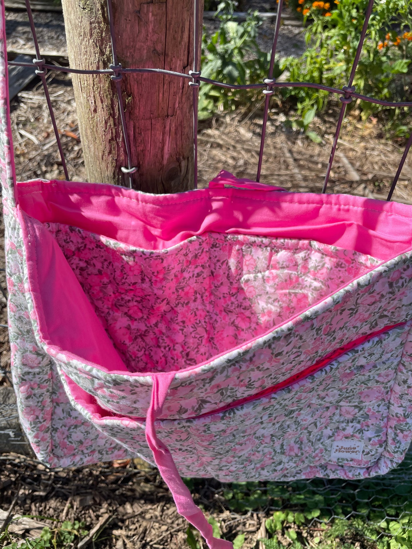 Bow bag | Pink and Green Quilt