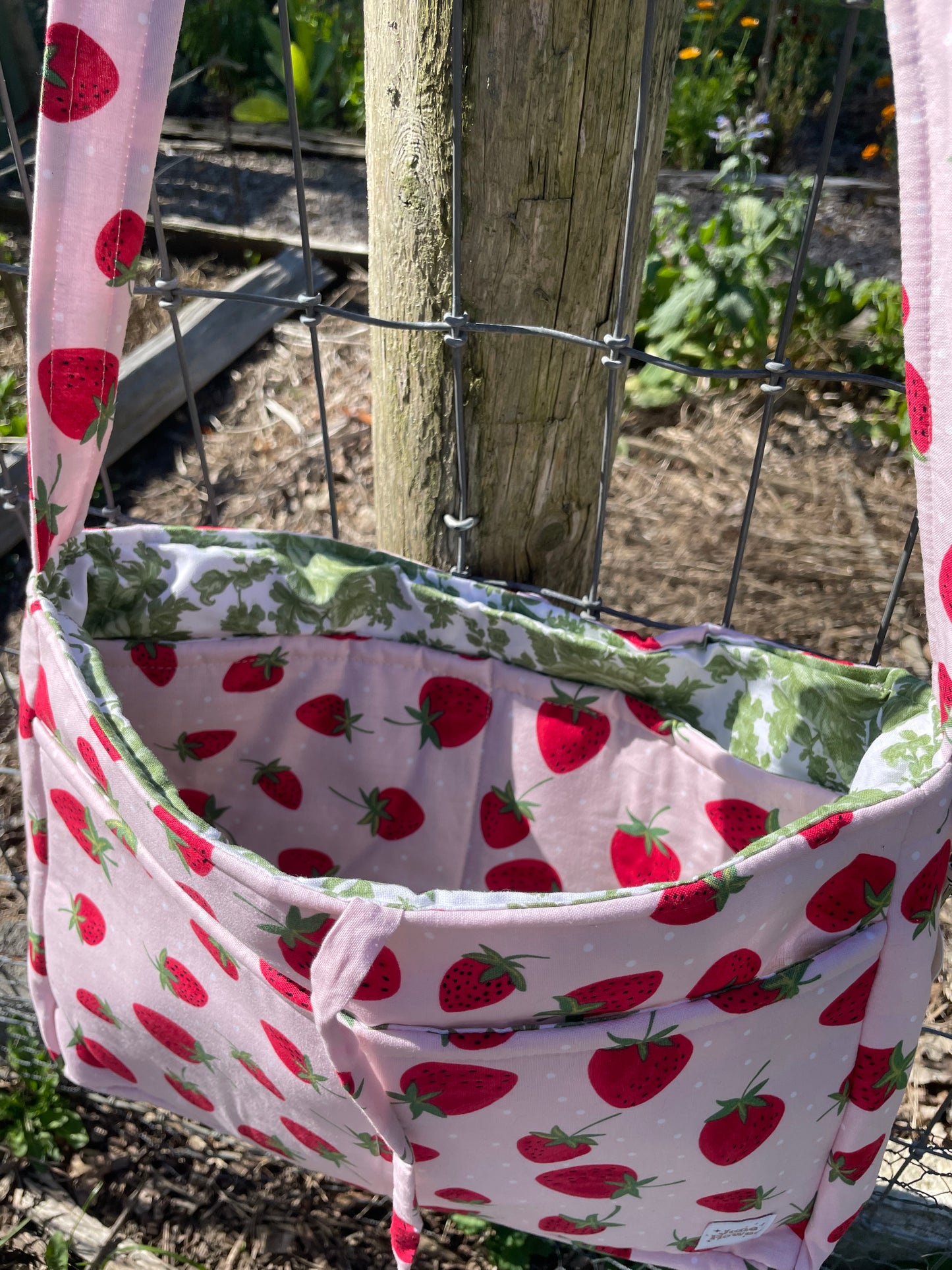 Bow bag | Pink Strawberry