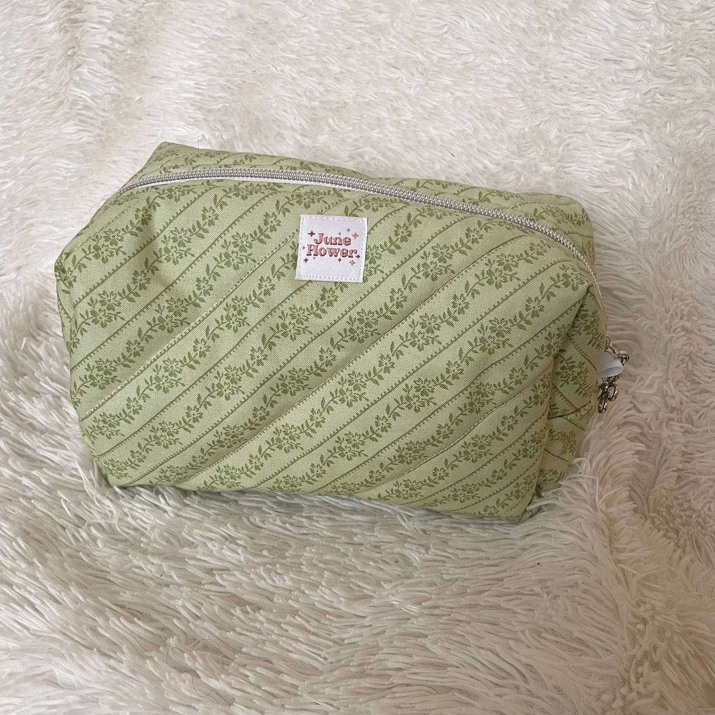 Large Makeup Bag | Green Vines