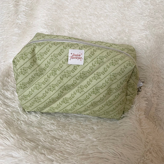 Large Makeup Bag | Green Vines