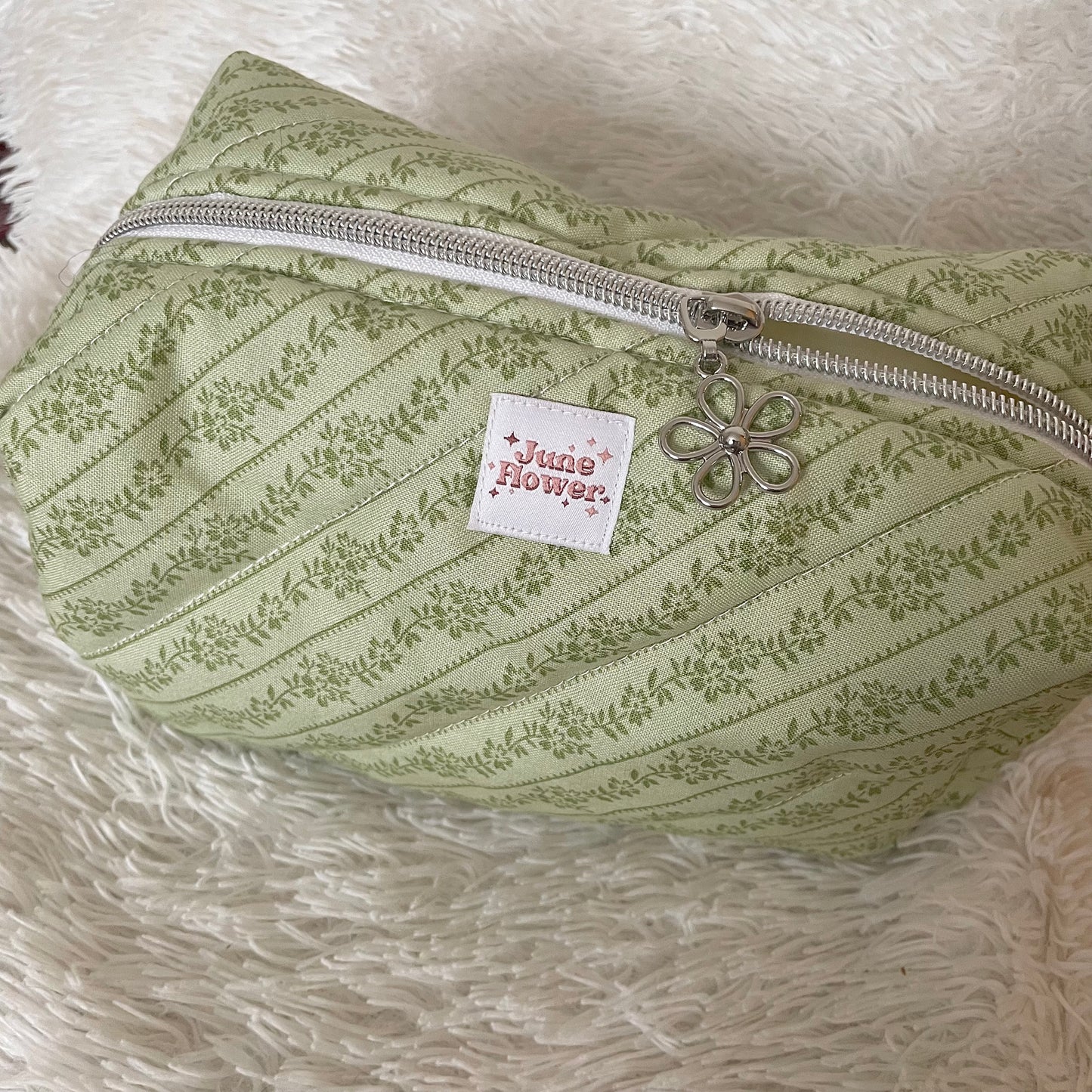 Large Makeup Bag | Green Vines