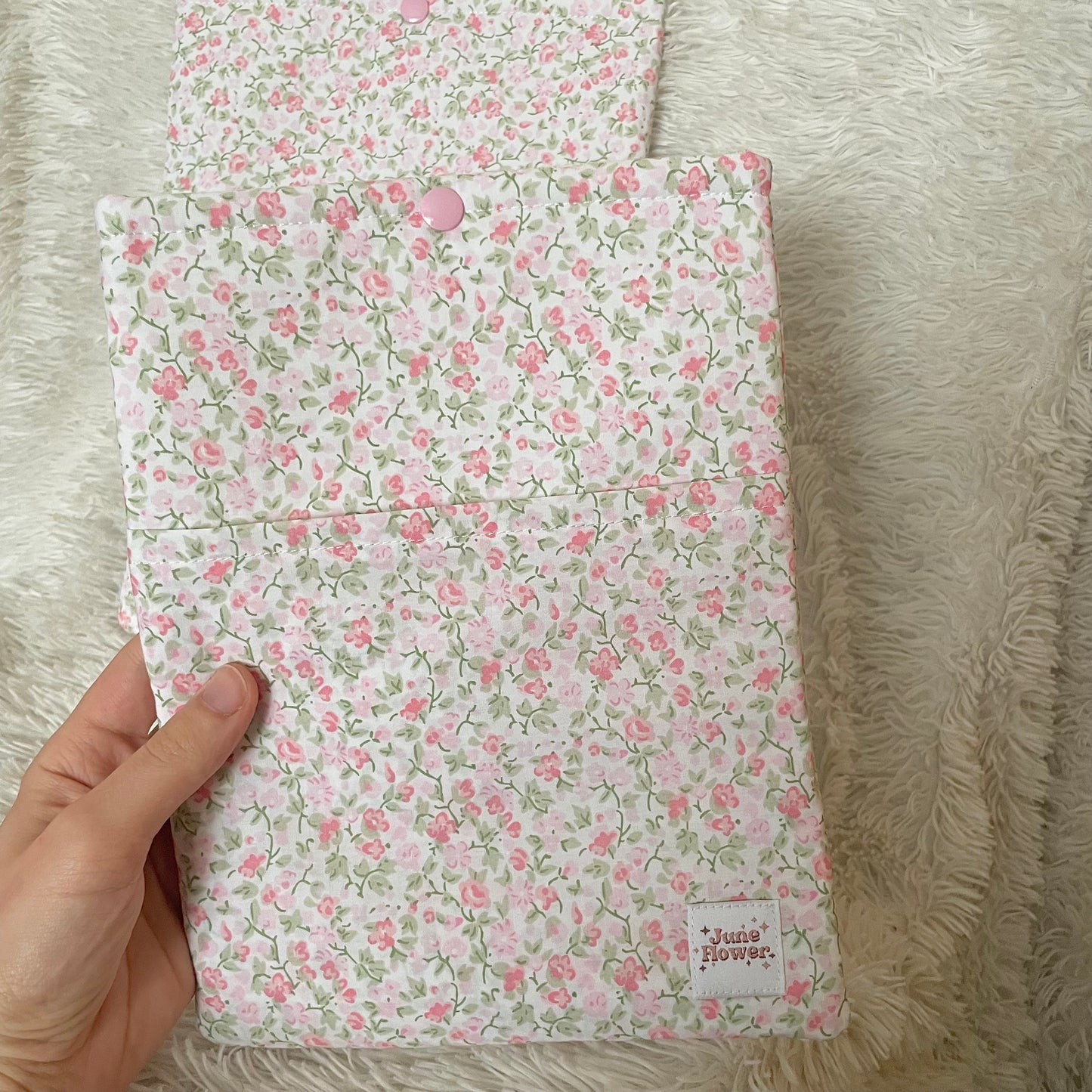 Book Sleeve | Cottage Pink