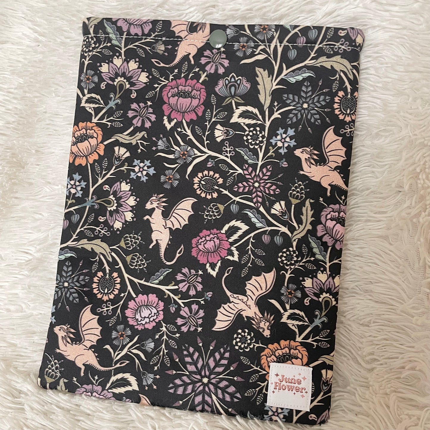 Book Sleeve | Fantasy Dragons
