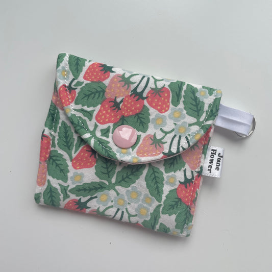 Earbuds / Airpods Case | Strawberry Harvest