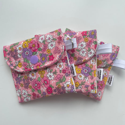 Earbuds / Airpods Case | Ditsy Hot Pink