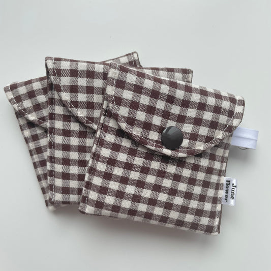 Earbuds / Airpods Case | Espresso Gingham