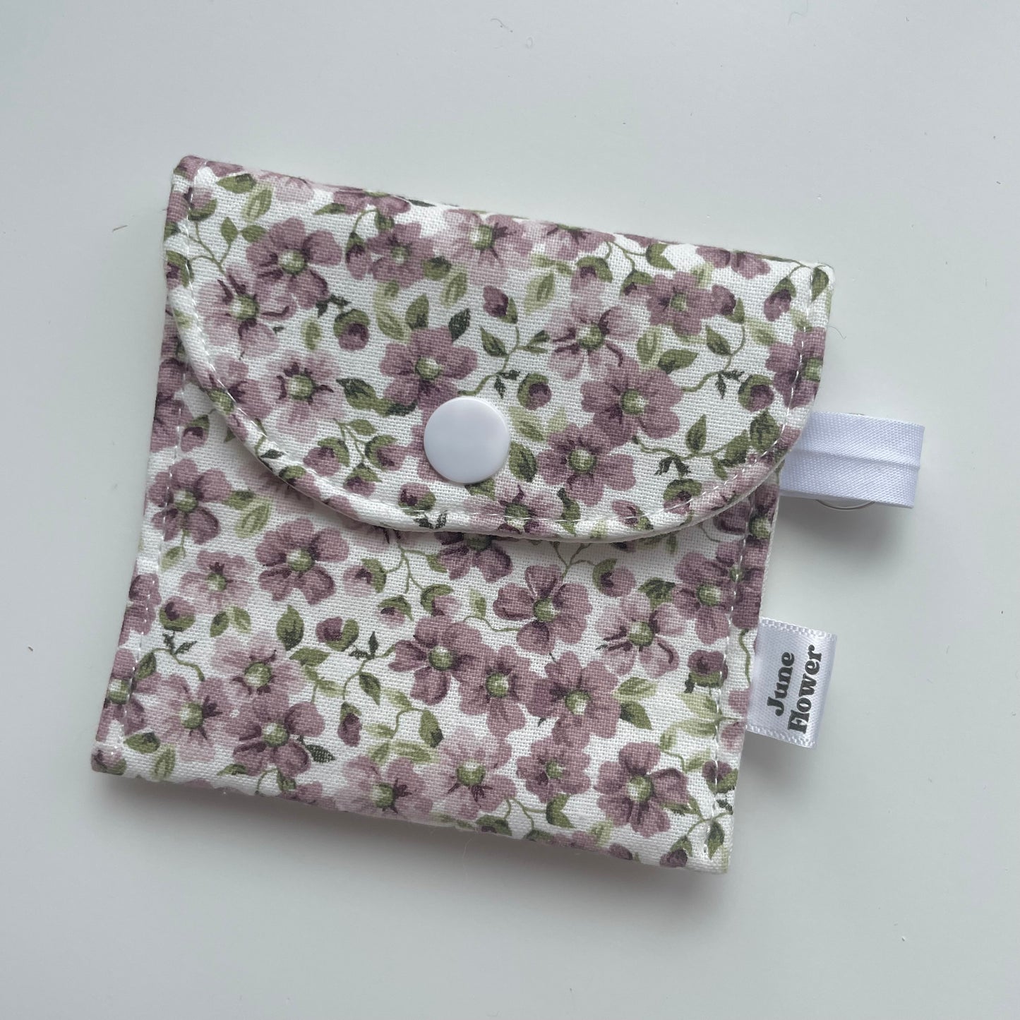 Earbuds / Airpods Case | Purple Ditsy Floral