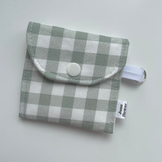 Earbuds / Airpods Case | Sage Gingham