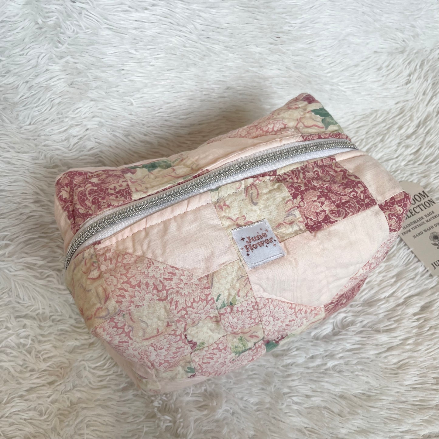 Large Makeup Bag | Heirloom Quilt Pink