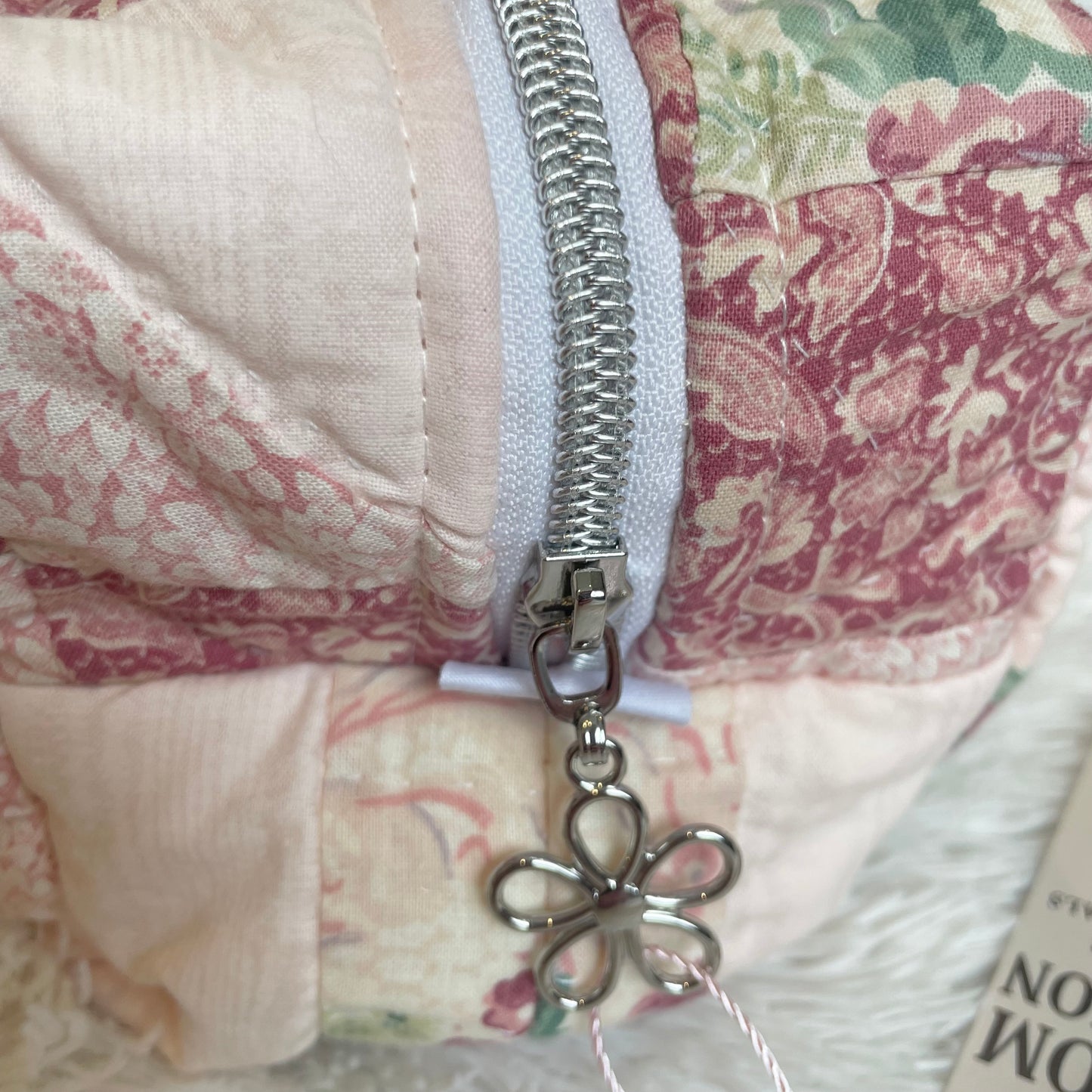 Large Makeup Bag | Heirloom Quilt Pink