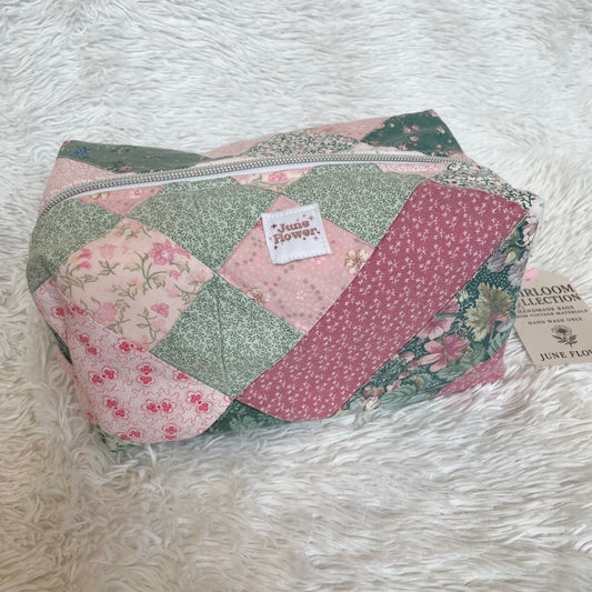 Large Makeup Bag | Heirloom Quilt Green Pink