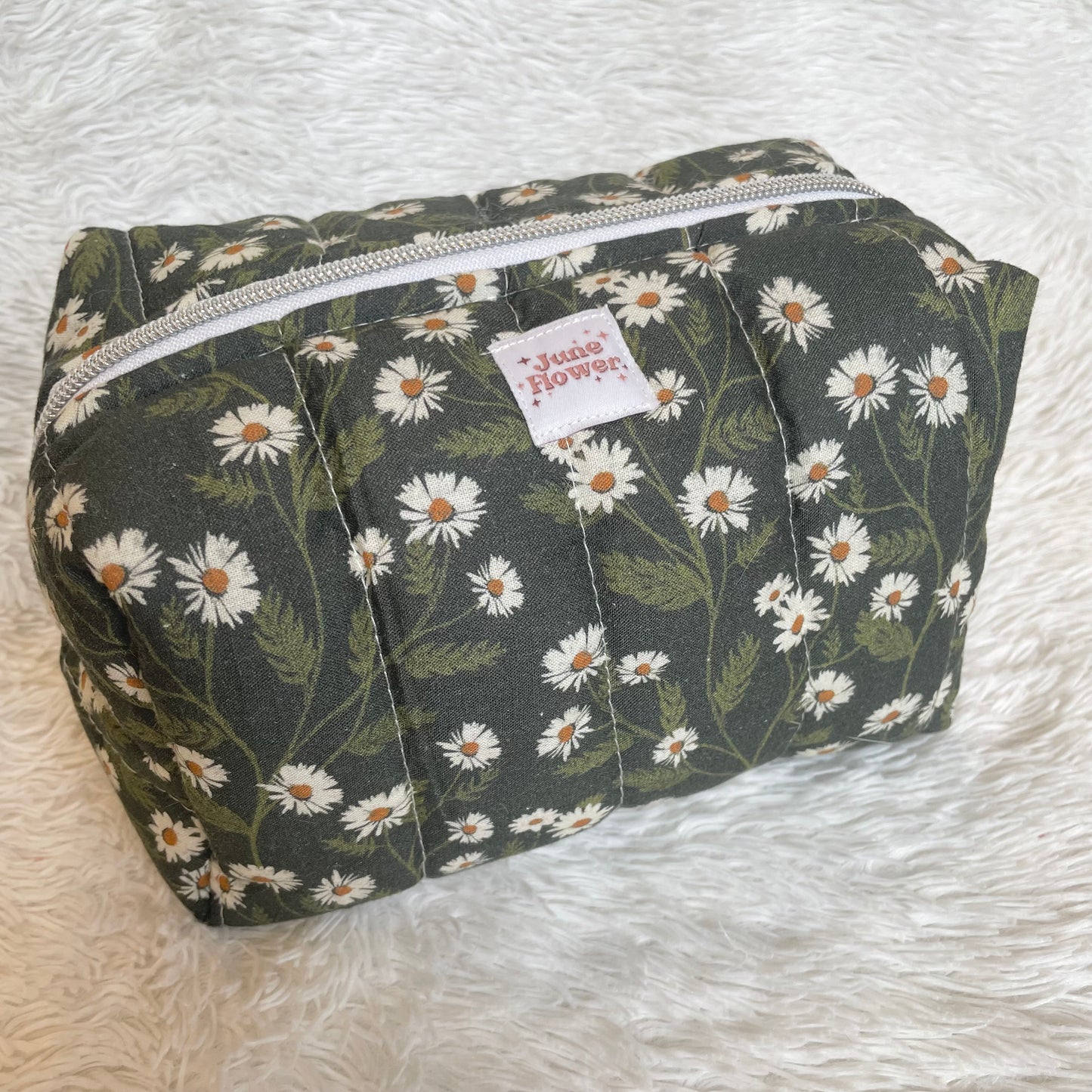 Large Makeup Bag | Daisy Meadow