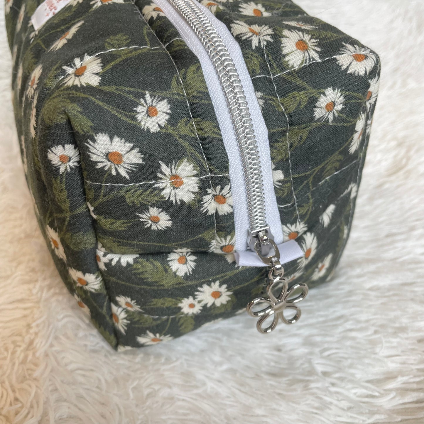 Large Makeup Bag | Daisy Meadow