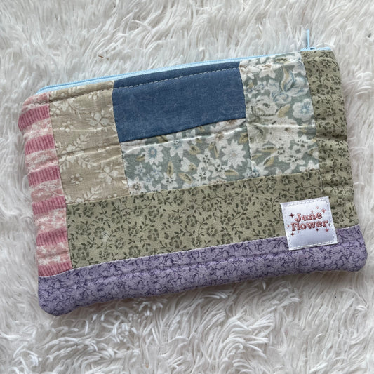 Wallet Pouch | Vintage Quilt 2