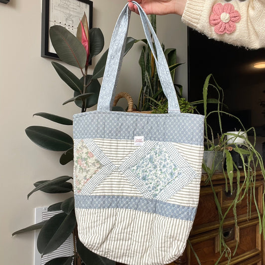 Quilted Tote | Vintage Blue Stripes