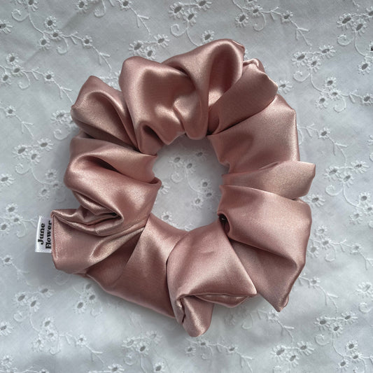 Regular Satin Scrunchie | Tea Rose