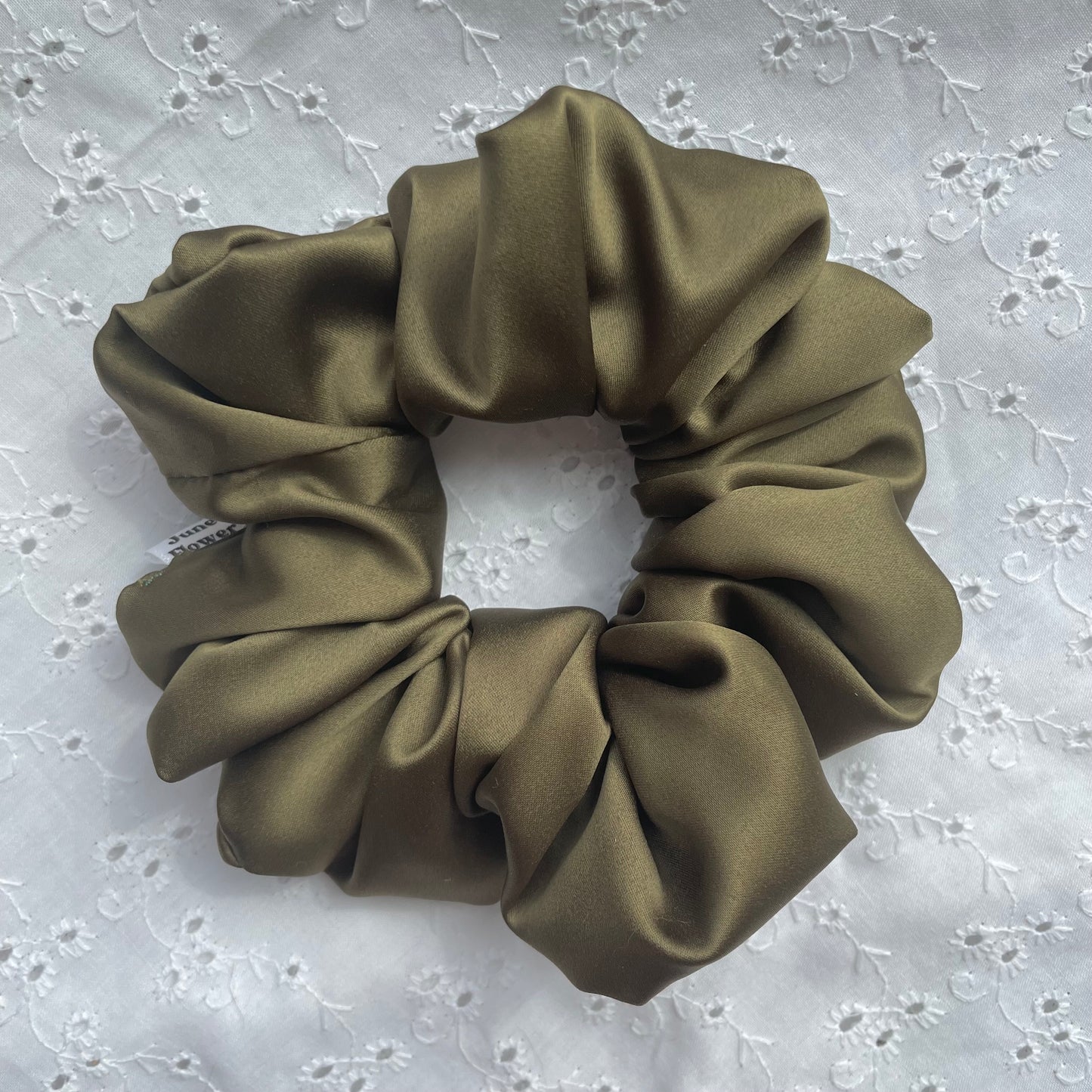 Regular Satin Scrunchie | Soft Army Green