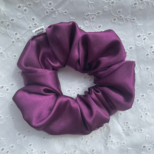 Regular Satin Scrunchie | Plum
