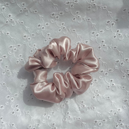 Mini Satin Scrunchie | Powder Pink