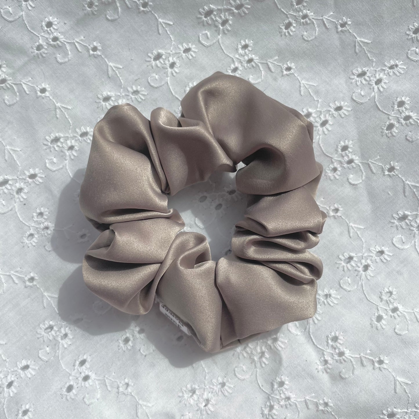 Mini Satin Scrunchie | Mushroom